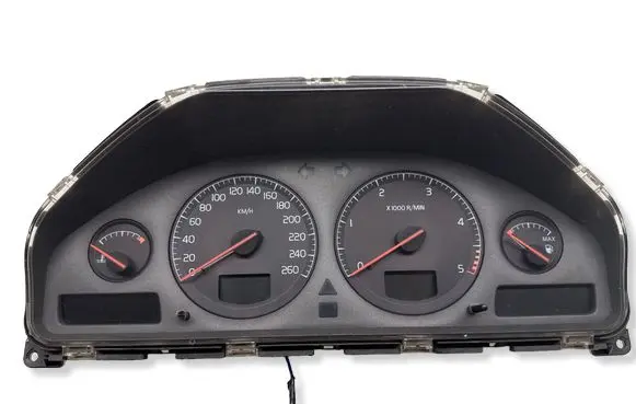 Volvo V70 Speedometer (instrument cluster) 9459821 69294630T 8637996