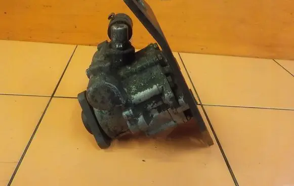 Land Rover Range Rover P38A Power steering pump 7691955172
