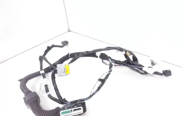 Nissan Pulsar Front door wiring loom 241253ZL0D