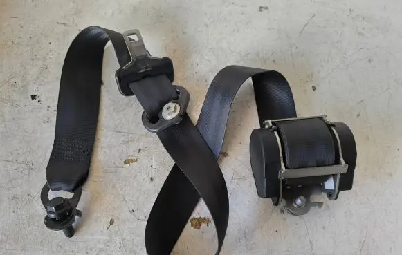 Opel Vivaro Front seatbelt 52210 6522006 300774A