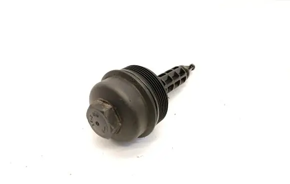 BMW 3 E46 Oil filter cover 6740326119