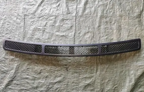 Volkswagen II LT Bonnet/hood grill 2D1819044