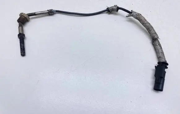 Volvo XC60 Exhaust gas temperature sensor 31370467 1309664602909
