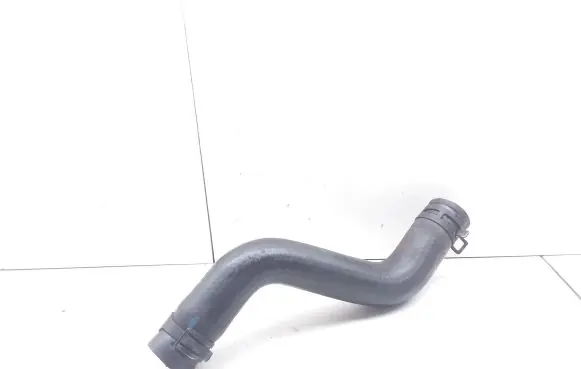 Subaru Legacy Engine coolant pipe/hose
