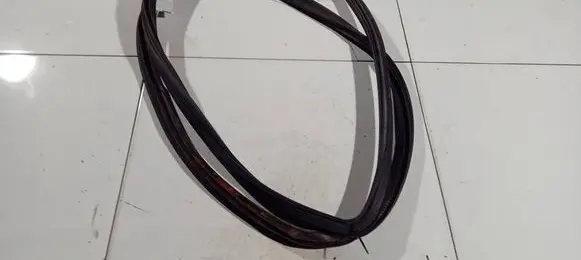 Mercedes-Benz Vito Viano W639 Rubber seal front coupe door 