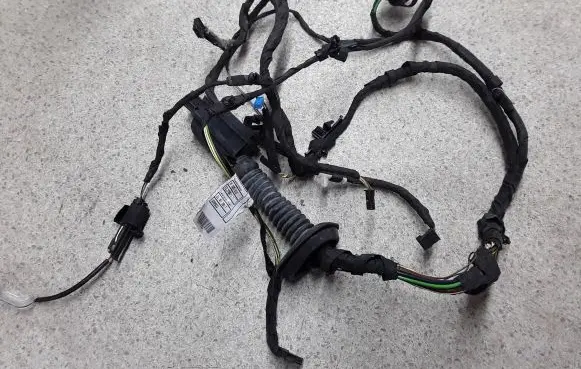 BMW 4 F36 Gran coupe Rear door wiring loom 9325917 9325915