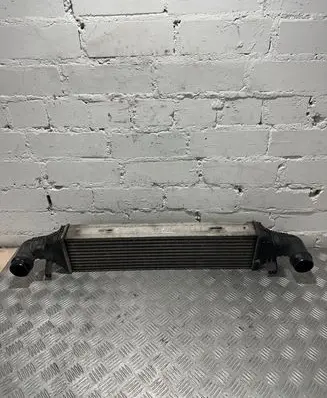 Mercedes-Benz C W204 Intercooler radiator A2045000200
