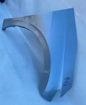 Cupra Born Fender 10E821106