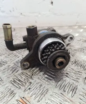 Nissan X-Trail T30 Power steering pump 8H800