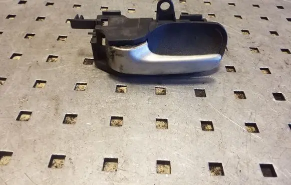 Toyota Yaris Front door interior handle