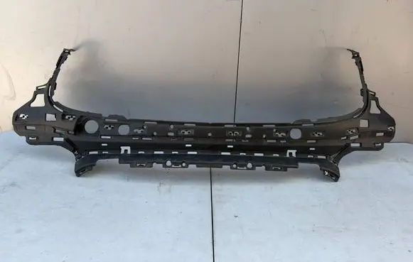 Mercedes-Benz GLC X253 C253 Front bumper mounting bracket A2538852305
