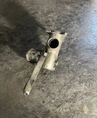 Mercedes-Benz E W211 EGR valve a6480900154 600717073