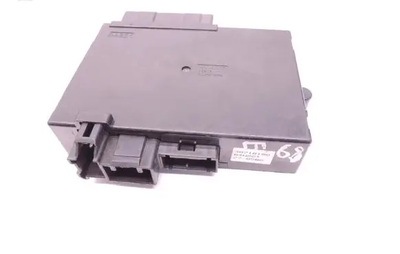 Volvo XC90 Seat control module 30710108 D68
