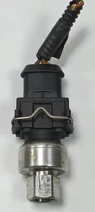 Volvo C70 Air conditioning (A/C) pressure sensor 30661949