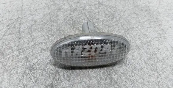 Mazda 6 Front fender indicator light 010635