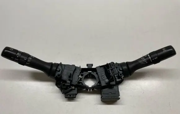 Lexus IS 220D-250-350 Wiper turn signal indicator stalk/switch 42110 4211017F219 17F219