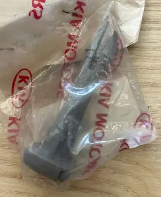 KIA Sedona Front seat headrest 0K95A88143CY