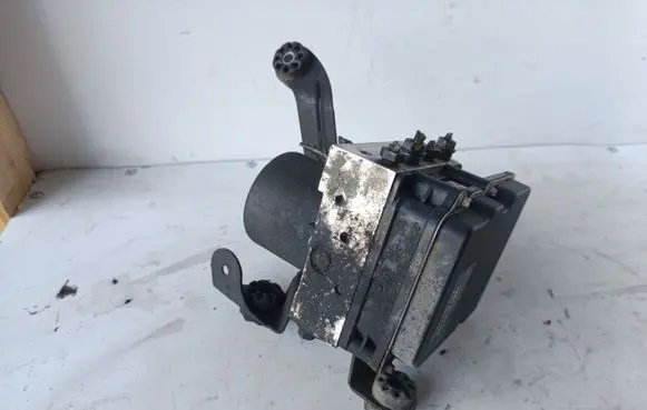 BMW X5 E53 ABS Pump 6767186