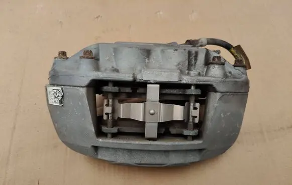 Audi Q5 SQ5 Front brake caliper 8R0615106BR