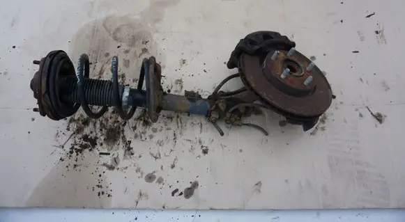 KIA Carens III Front wheel hub spindle knuckle