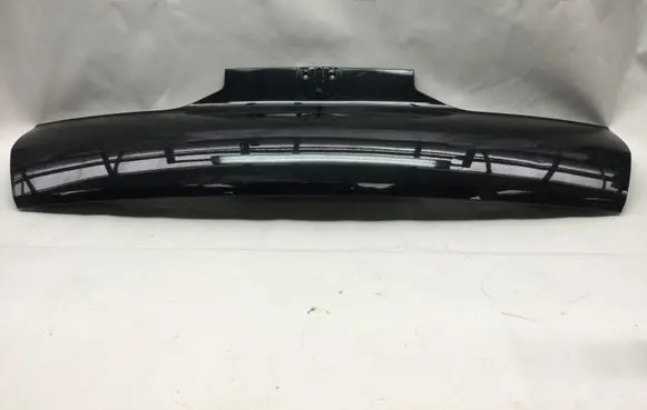 BMW X6 G06 Tailgate trim 7471777