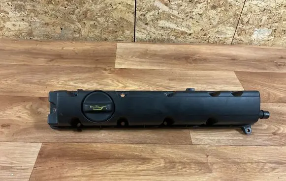 Citroen C4 I Rocker cam cover F09702159100 9656819980