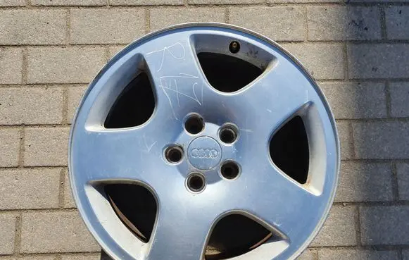 Audi A6 S6 C6 4F R17 alloy rim 4D0601025B