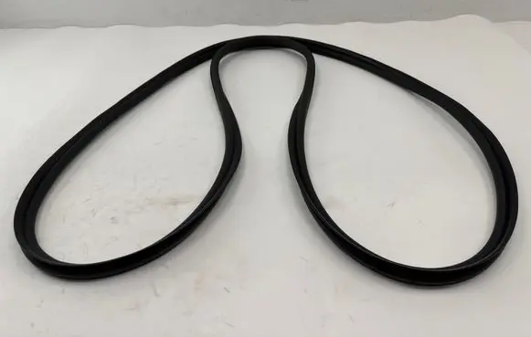 Audi RS6 C7 Front door rubber seal 4G0837911