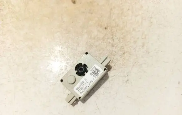 BMW 5 E60 E61 Antenna control unit 699009004 6990090-04