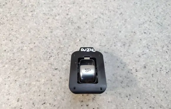Mercedes-Benz S W222 Tailgate/boot open switch button A222905511146 A2229055111