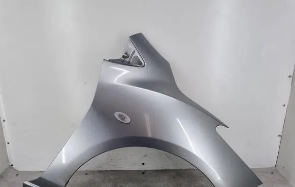 Mazda 2 Fender 38P