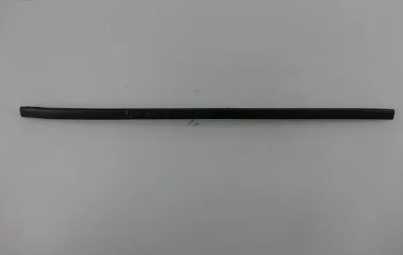 Toyota RAV 4 (XA20) Front door glass trim molding 