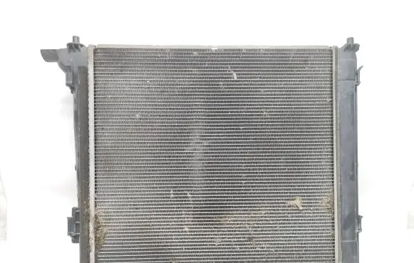 Hyundai Tucson TL Coolant radiator 25310D7000 A20304412 201812140834