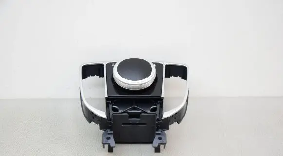 Mercedes-Benz C W205 Head unit multimedia control A2539009600 A2539021201
