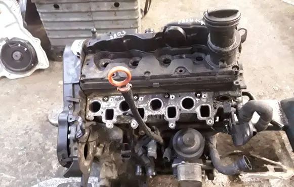 Volkswagen Transporter - Caravelle T5 Engine Caa