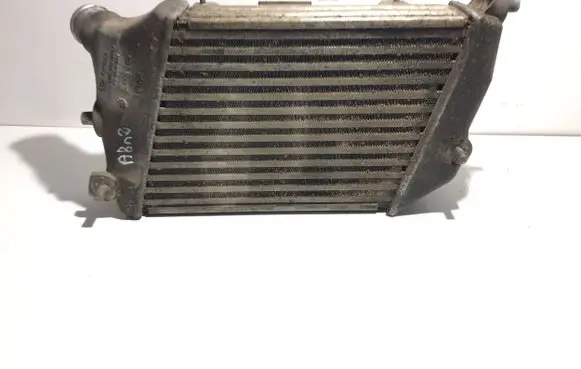 Audi A8 S8 D3 4E Intercooler radiator 4E0145806D P011008