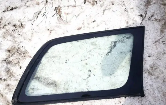 Toyota Corolla E120 E130 Rear side window as2