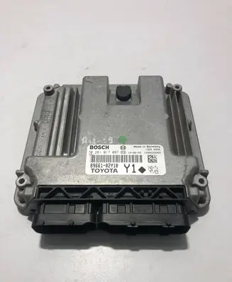 Toyota Auris 150 Engine control unit/module 8966102Y10 0281017097 89661-02Y10