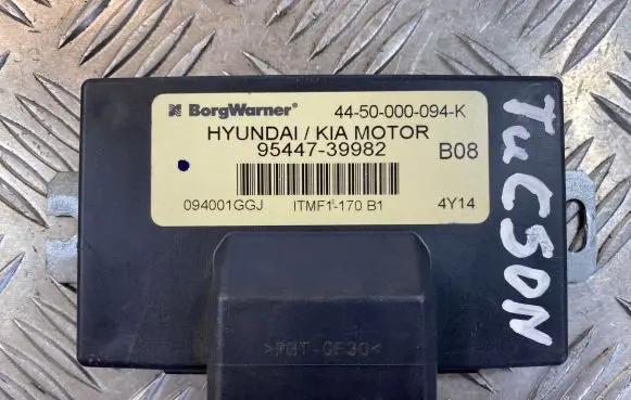 Hyundai Tucson JM Transfer box differential control unit 9544739982 094001GGJ 4450000094K