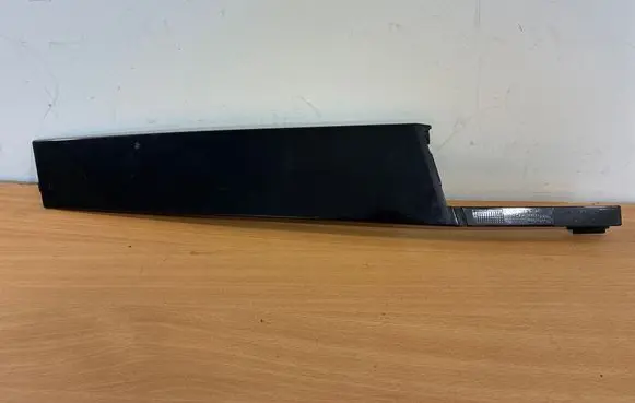 Peugeot 3008 I Front door glass trim molding 96859280XY 96859278XT