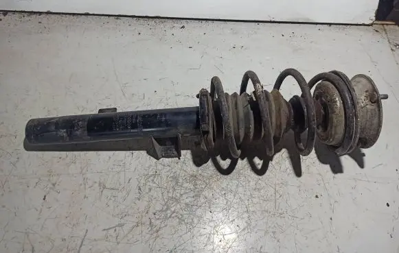 BMW 1 E81 E87 Front shock absorber with coil spring