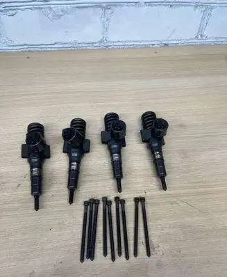 Audi A6 S6 C6 4F Fuel injector 0414720404 03G130073G