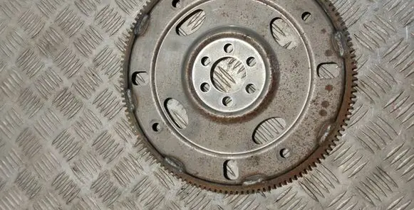 Nissan Juke I F15 Flywheel 