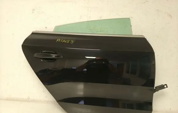Audi A5 8T 8F Rear door