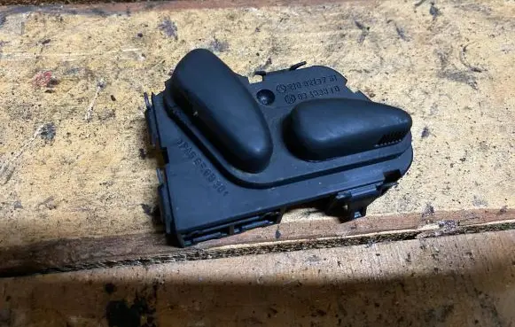 Electric window control switch