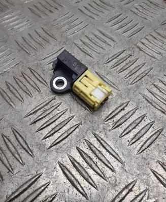 Nissan Qashqai Airbag deployment crash/impact sensor 988303RA0A 02062014