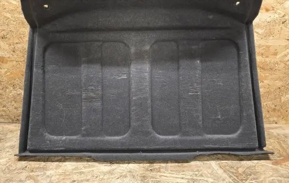 Maserati Coupe Tailgate/boot lid cover trim 