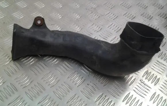 Toyota Avensis T250 Air intake duct part 177510R010