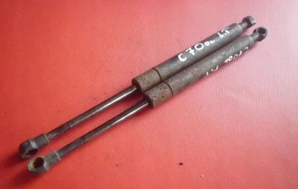 Volvo C70 Tailgate/trunk strut/damper
