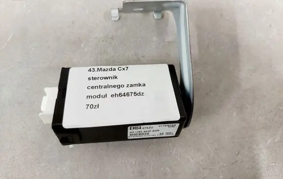 Mazda CX-7 Door central lock control unit/module EH64675DZ